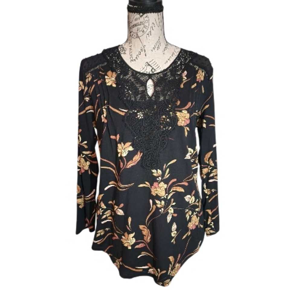 NWT Daniel Rainn Floral Lace Bib Blouse, Size Small